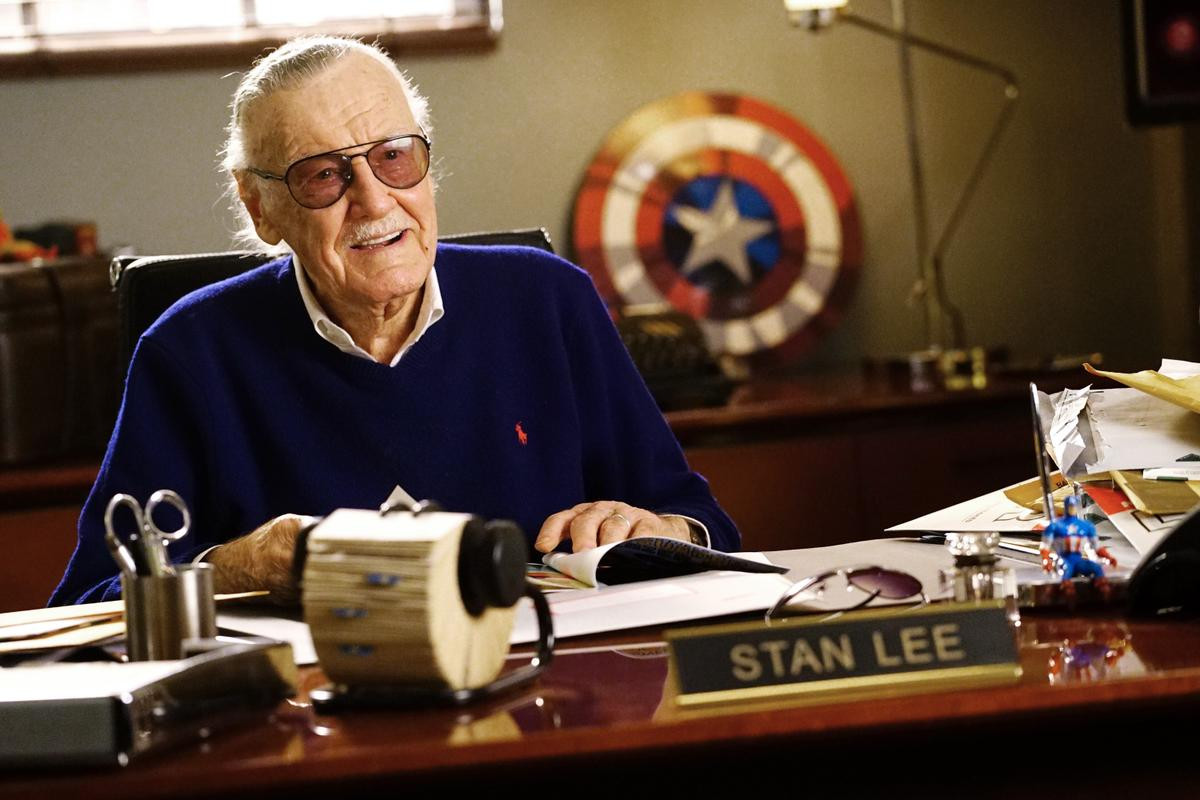 Huyền thoại của Marvel- ‘Ông trùm’ Stan Lee đã qua đời ở tuổi 95 Ảnh 1