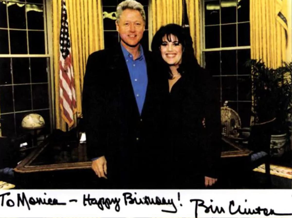 Monica Lewinsky kể về lần gần gũi Bill Clinton trong nhà tắm Ảnh 1