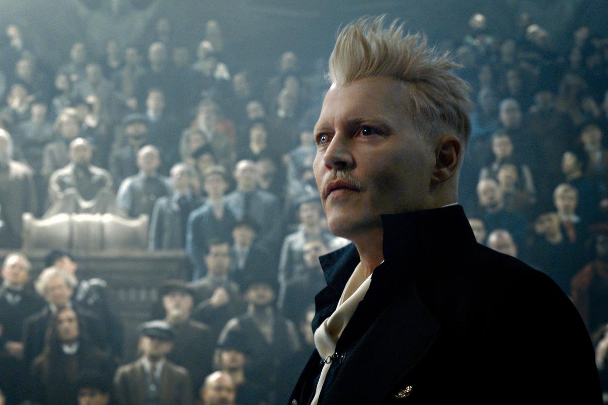 Review phim 'Fantastic Beasts 2: The Crimes Of Grindelwald': Kỹ xảo mãn nhãn, đậm phong cách 'Harry Potter' Ảnh 7