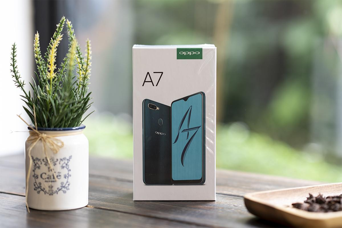 Cận cảnh OPPO A7 vừa ra mắt : Thiết kế bóng bẩy, cấu hình tầm trung! Ảnh 1