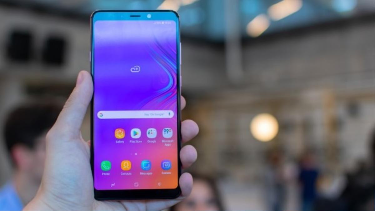 Samsung chính thức ra mắt Galaxy A9 tại Việt Nam, smartphone có 4 camera sau đầu tiên trên thế giới Ảnh 1