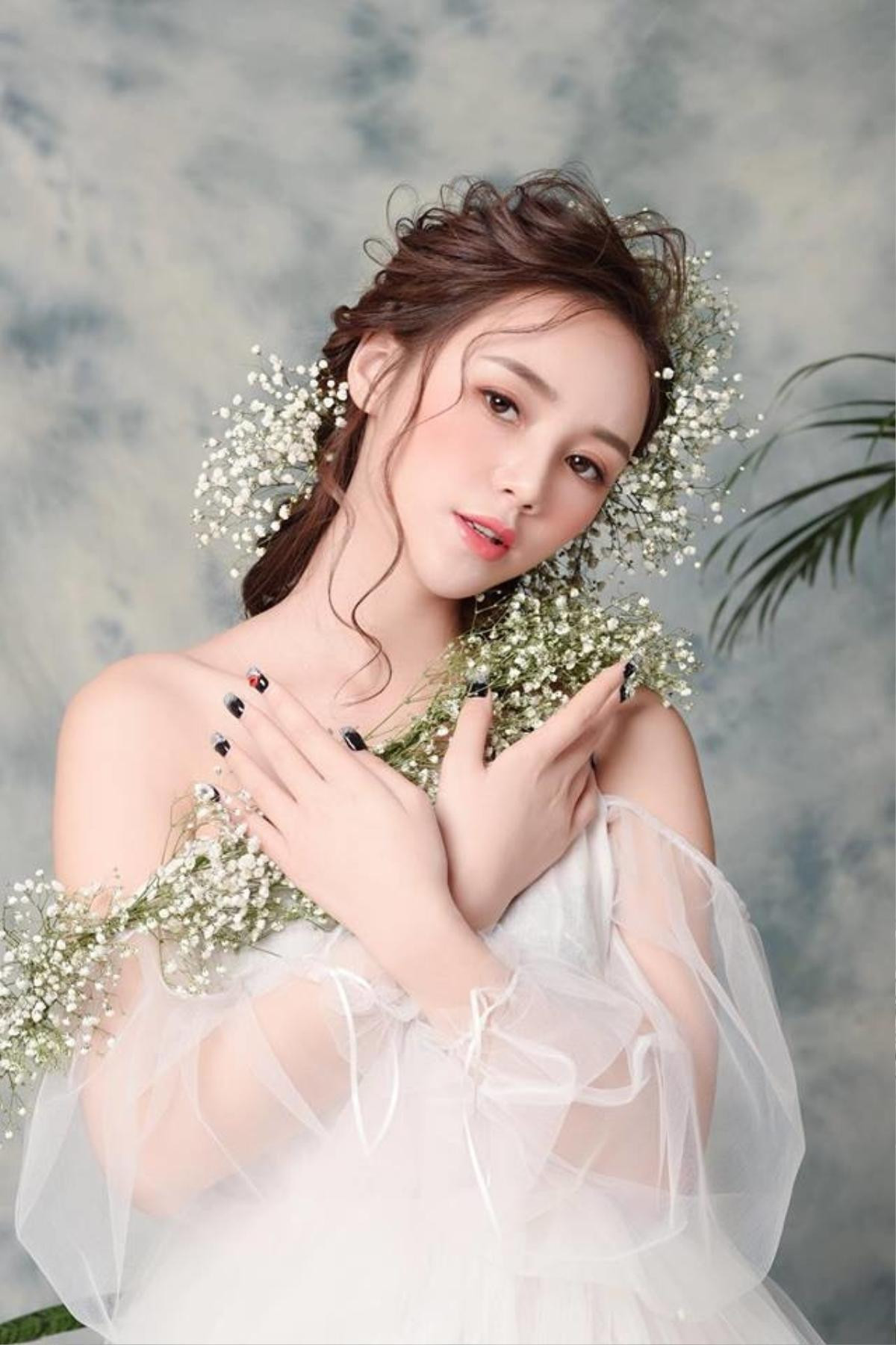 Từ cô gái quê mùa, Đào của 'Quỳnh Búp Bê' lột xác thành hot girl nóng bỏng nhất nhì Vbiz Ảnh 17