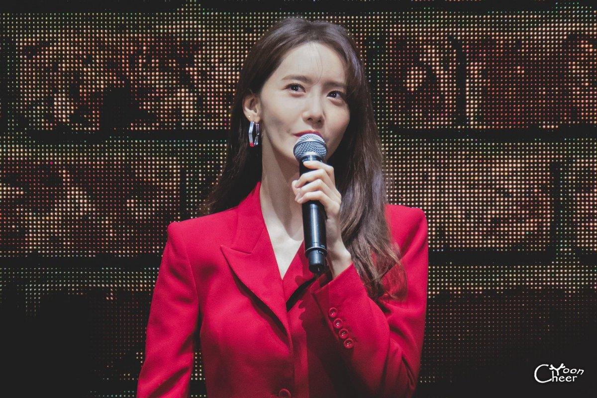 Phản ứng bất ngờ của YoonA khi biết rằng một fan tại Việt Nam đã rất vất vả để đến được buổi fan meeting của cô tại Đài Loan Ảnh 1