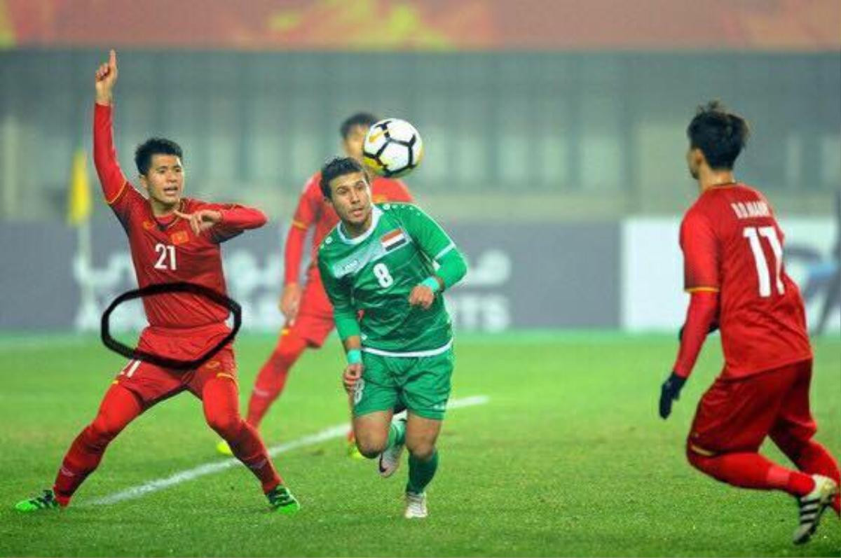 Trung vệ Đình Trọng và phong cách 'sơ vin' độc nhất vô nhị ở AFF Cup 2018 Ảnh 3