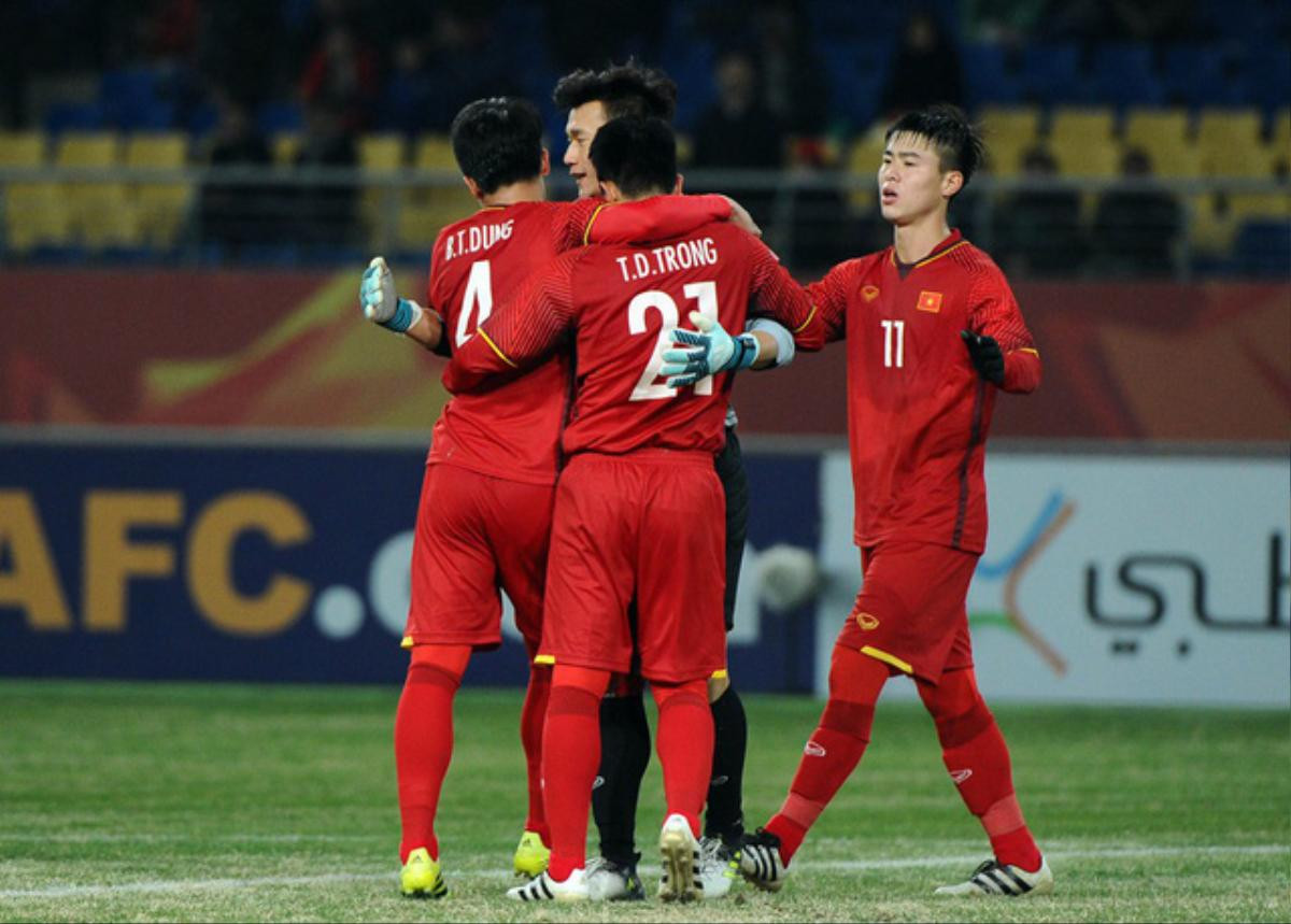 Trung vệ Đình Trọng và phong cách 'sơ vin' độc nhất vô nhị ở AFF Cup 2018 Ảnh 8