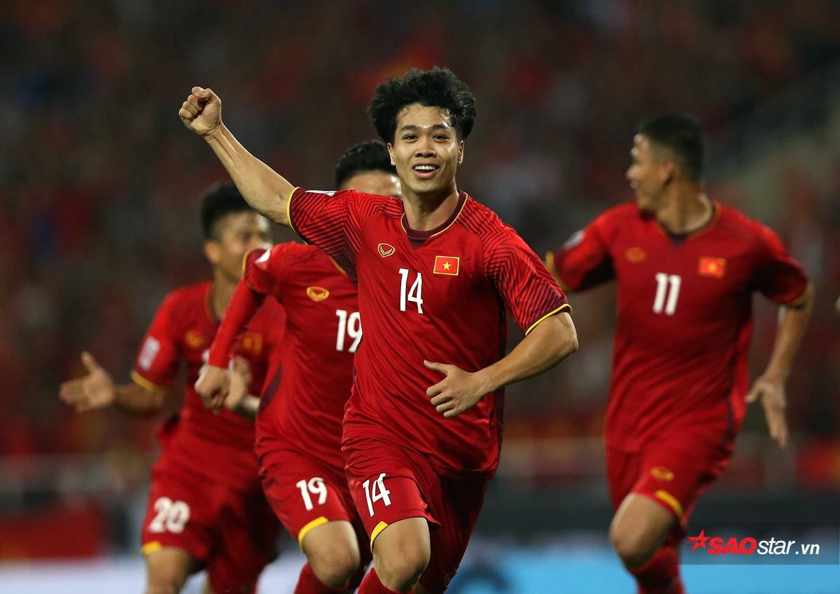 Bố Công Phượng: Cố gắng vô địch AFF Cup 2018, chuyện lấy vợ tính sau! Ảnh 1