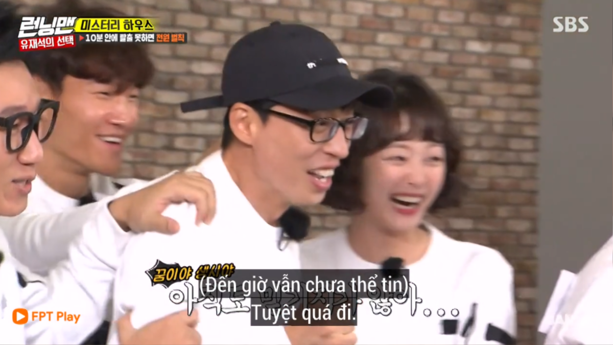 'Running Man' tập 426: Cười bể bụng với phiên bản nữ của 6 chàng trai Running Man Ảnh 14