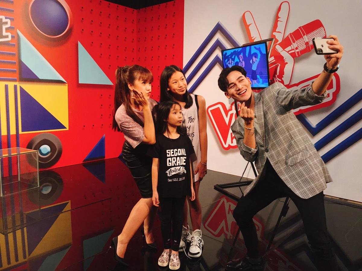 Vannie: Từ Kid Youtuber hàng đầu Việt Nam đến MC kiêm 'chị gái quốc dân' tại The Voice Kids 2018 Ảnh 2