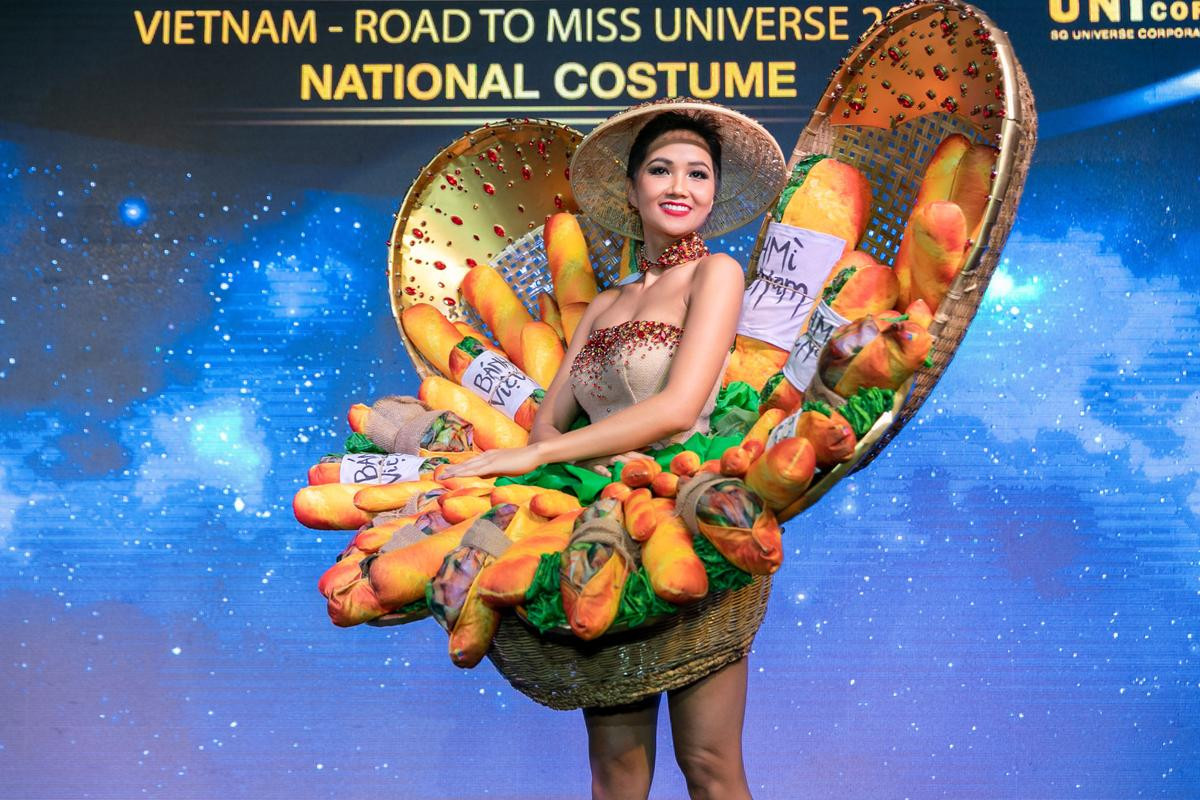 Chủ nhân Quốc Phục 'Bánh Mì' lên tiếng: Điền đến với cuộc thi là vì Miss Universe Vietnam và H'Hen Niê, chứ không phải để làm 'hài lòng' khán giả Ảnh 7