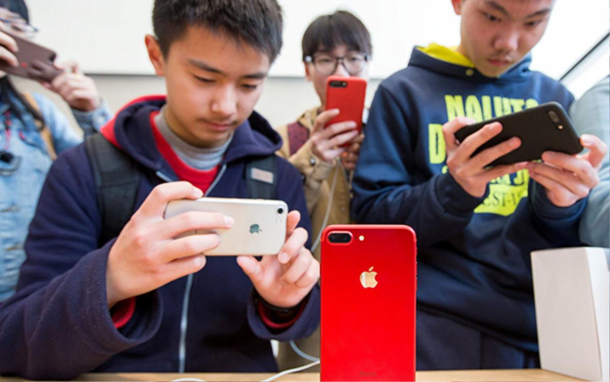 Chuyện ‘ngược đời’ ở Trung Quốc: Người nghèo mới dùng iPhone, người giàu chọn Xiaomi, Huawei Ảnh 1