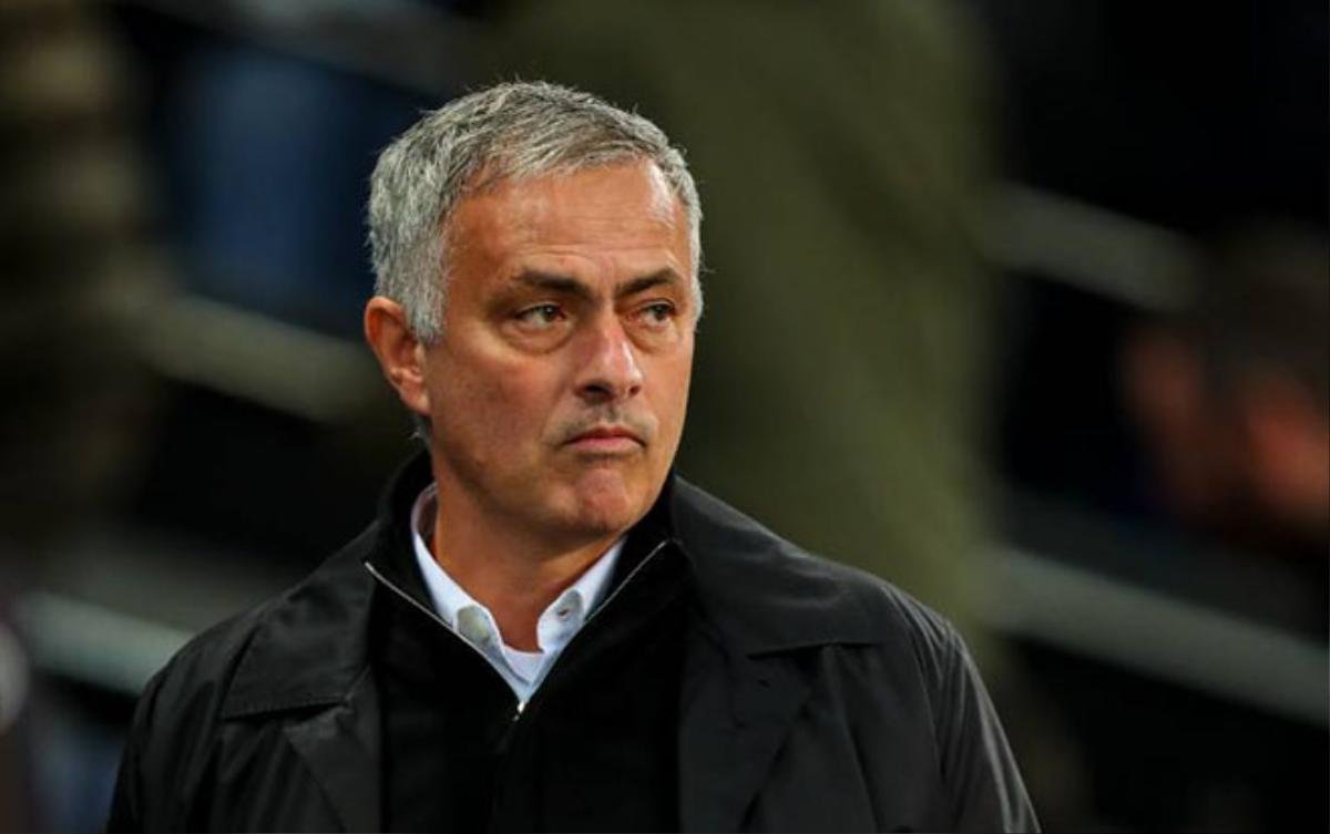 Làm chao đảo phòng thay đồ M.U, Mourinho “vạch  mặt” 4 học trò hư Ảnh 1