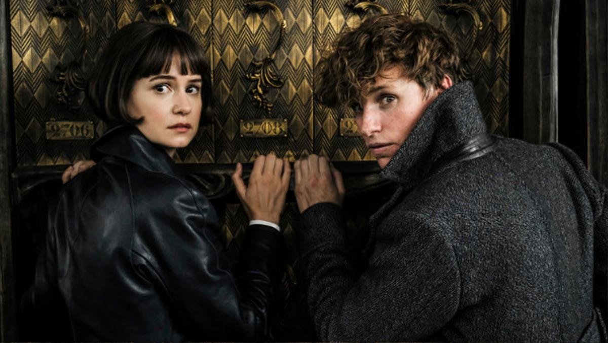 17 khoảnh khắc khiến người xem 'bật máu đến bay màu' trong 'Fantastic Beasts 2' (Phần 2) Ảnh 1