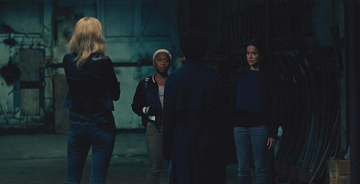 'Widows - Khi các góa phụ hành động': Màn hợp tác của bà trùm Viola Davis, đả nữ Michelle Rodriguez và 'gừng già' Liam Neeson Ảnh 3