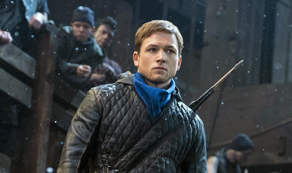 Review phim ‘Robin Hood 2018’: Khi chàng 'Kingsman' Taron Egerton buông súng để cầm cung tên Ảnh 5