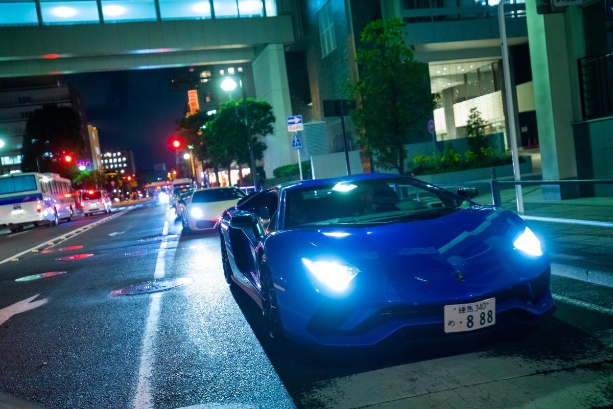 Giới nhà giàu Nhật Bản dùng hàng trăm siêu xe Lamborghini thắp sáng cả thành phố Yokohama Ảnh 27