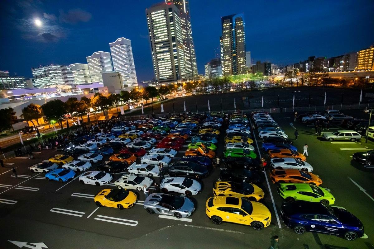 Giới nhà giàu Nhật Bản dùng hàng trăm siêu xe Lamborghini thắp sáng cả thành phố Yokohama Ảnh 28