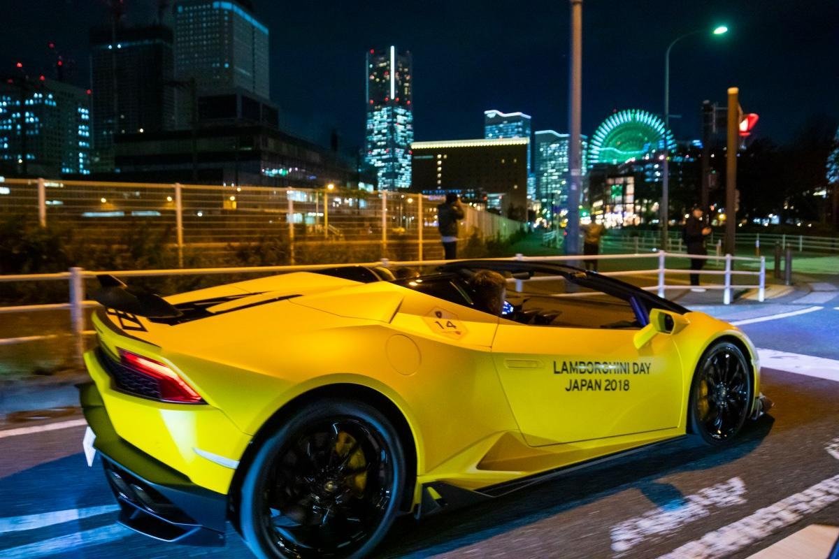 Giới nhà giàu Nhật Bản dùng hàng trăm siêu xe Lamborghini thắp sáng cả thành phố Yokohama Ảnh 29