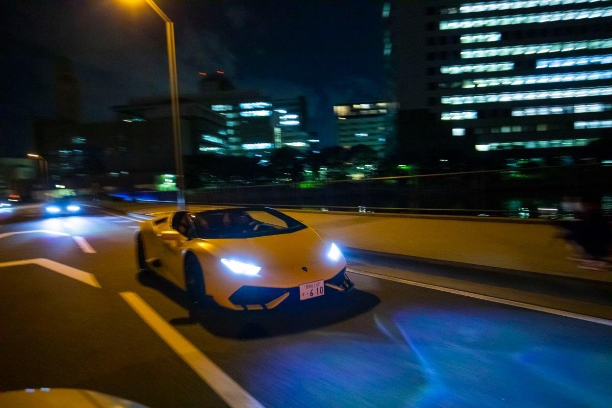 Giới nhà giàu Nhật Bản dùng hàng trăm siêu xe Lamborghini thắp sáng cả thành phố Yokohama Ảnh 16