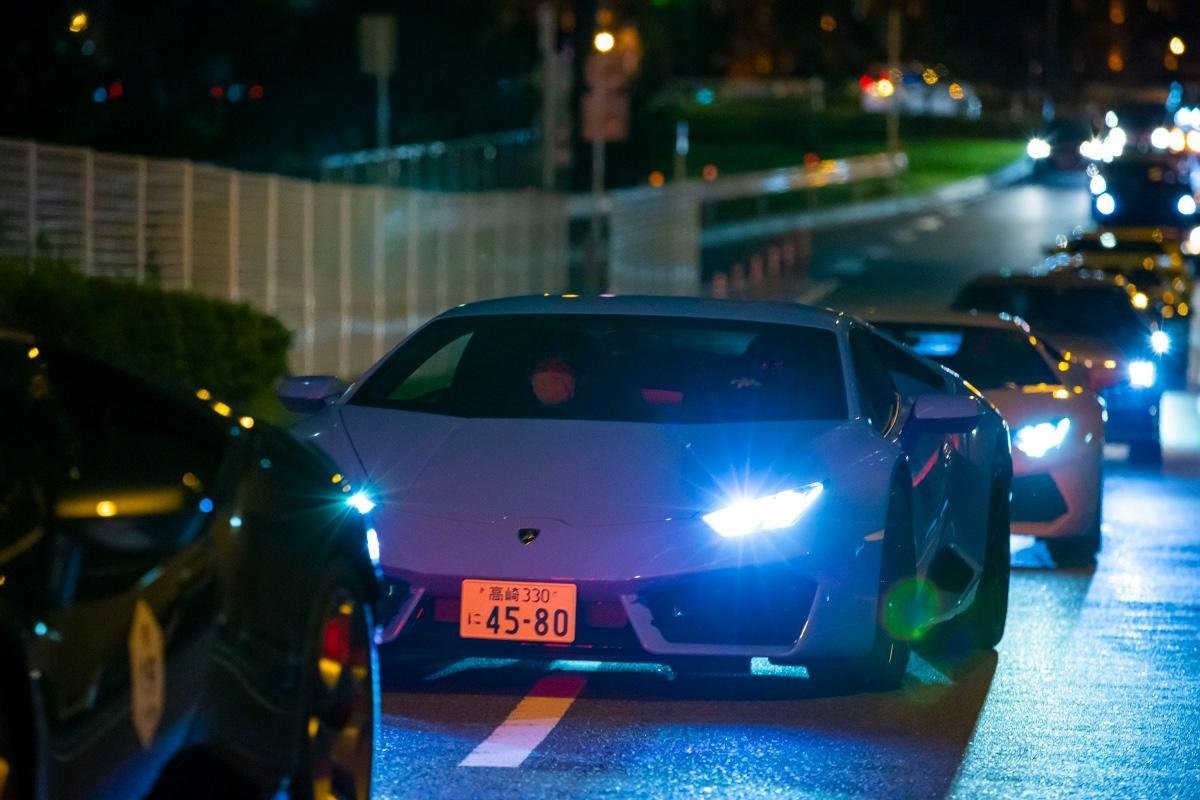 Giới nhà giàu Nhật Bản dùng hàng trăm siêu xe Lamborghini thắp sáng cả thành phố Yokohama Ảnh 13