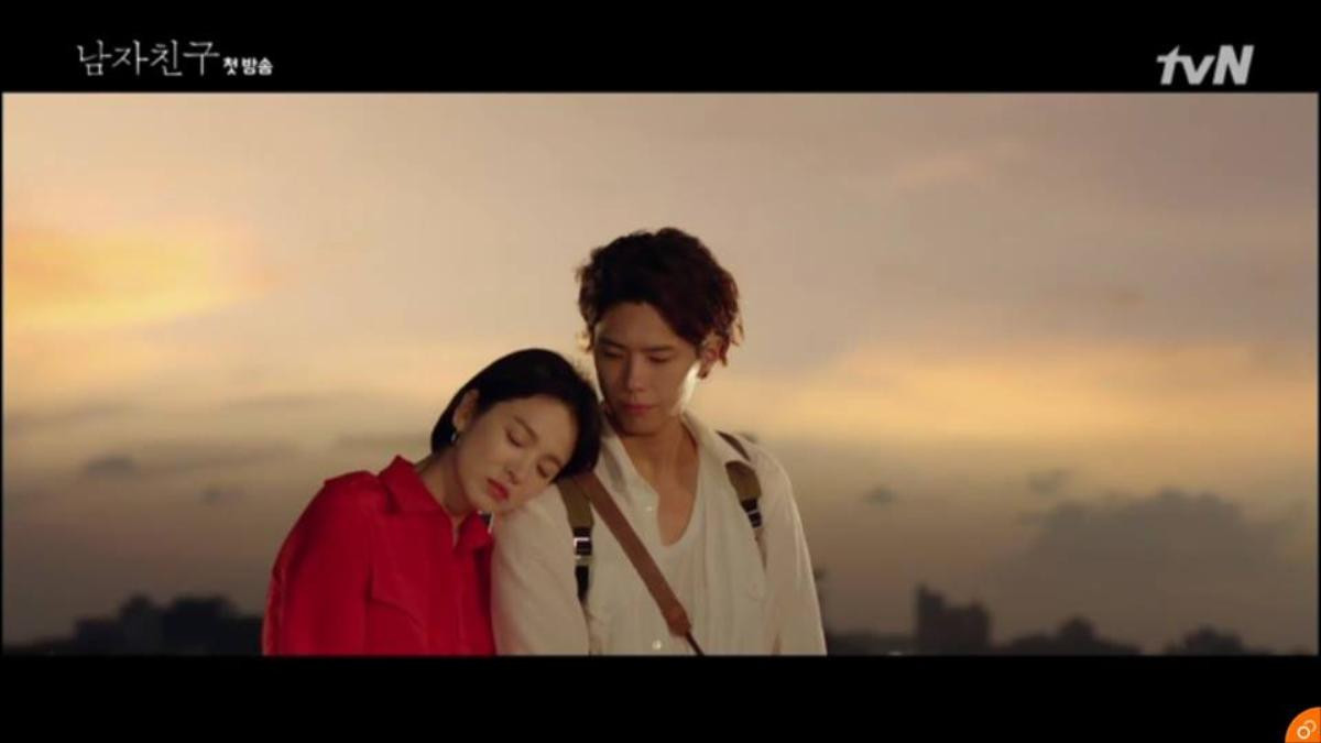 'Encounter' tập 1: Gặp nhau ở Cuba, Park Bo Gum rung động trước Song Hye Kyo nhưng bị cản trở bởi gia thế? Ảnh 7