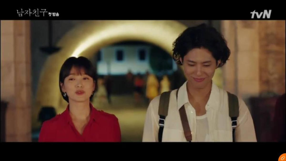 'Encounter' tập 1: Gặp nhau ở Cuba, Park Bo Gum rung động trước Song Hye Kyo nhưng bị cản trở bởi gia thế? Ảnh 11