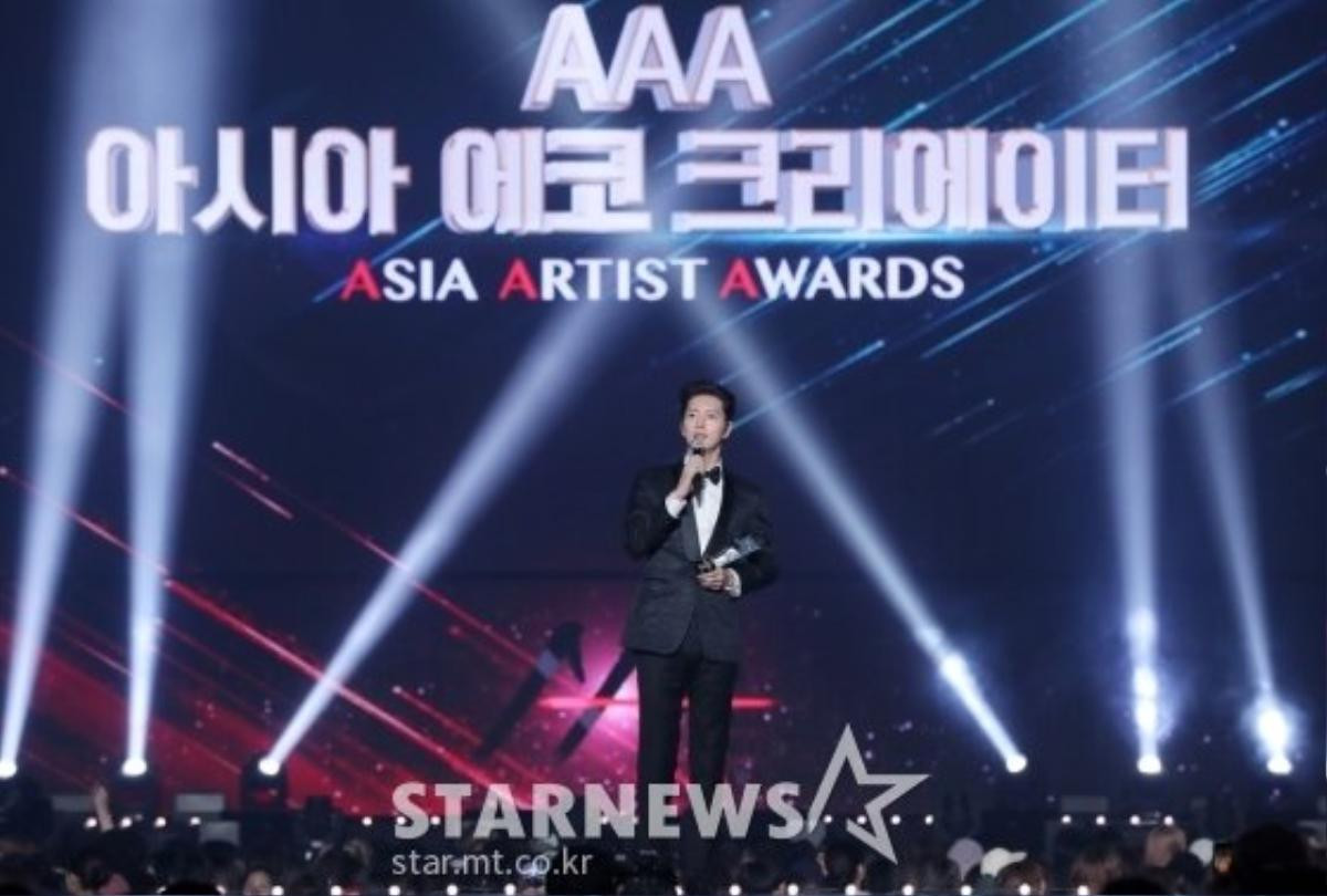 Kết quả 'Asia Artist Awards 2018' gây tranh cãi: Lee Byung Hun - IU 'gom' 4 cúp, Ha Jung Woo 3 cúp Ảnh 11