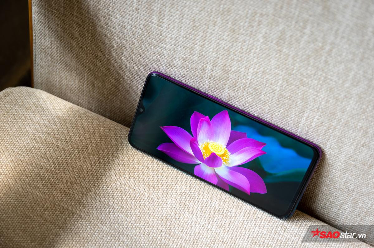 Trải nghiệm nhanh OPPO R17 Pro: Ấn tượng từ ngoài vào trong! Ảnh 3