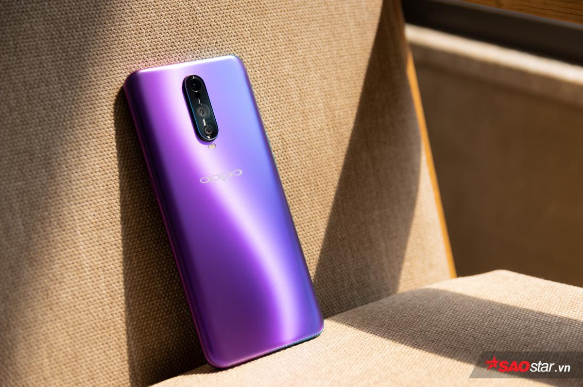 Trải nghiệm nhanh OPPO R17 Pro: Ấn tượng từ ngoài vào trong! Ảnh 2