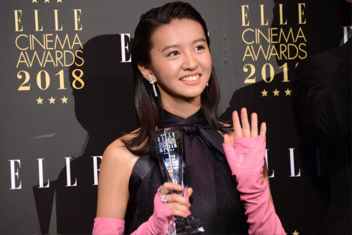 ‘ELLE Cinema Awards 2018’ gây bất bình vì trao giải cho người mẫu chưa một lần đóng phim Ảnh 1