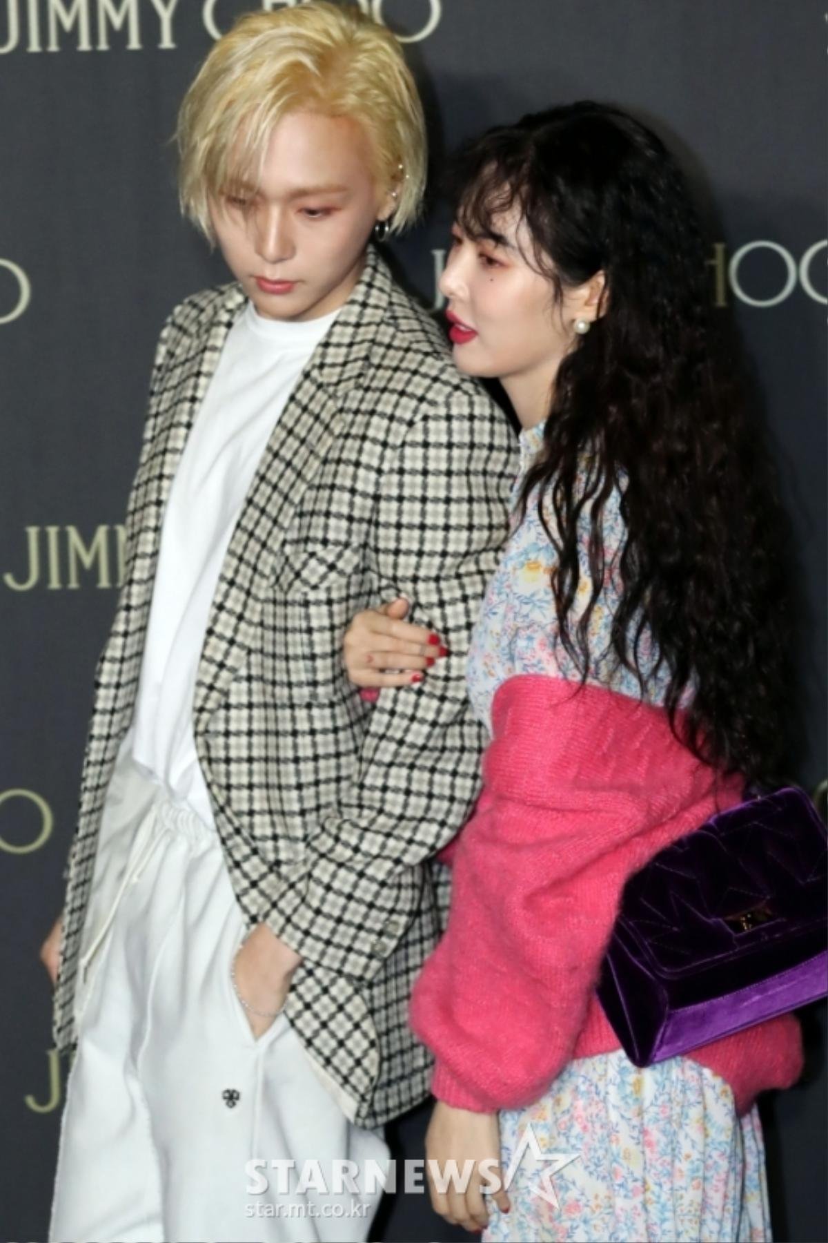 Hyuna - E'Dawn tình tứ, Ha Ji Won - Kang Sarang trẻ đẹp ở tuổi 40, 'ăn đứt' Son Na Eun (24) Ảnh 4