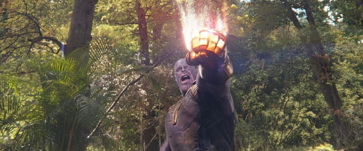 'Avengers: Infinity War': Chiếc rìu Stormbreaker của Thor lẽ ra đã không thể bổ vào người Thanos Ảnh 6