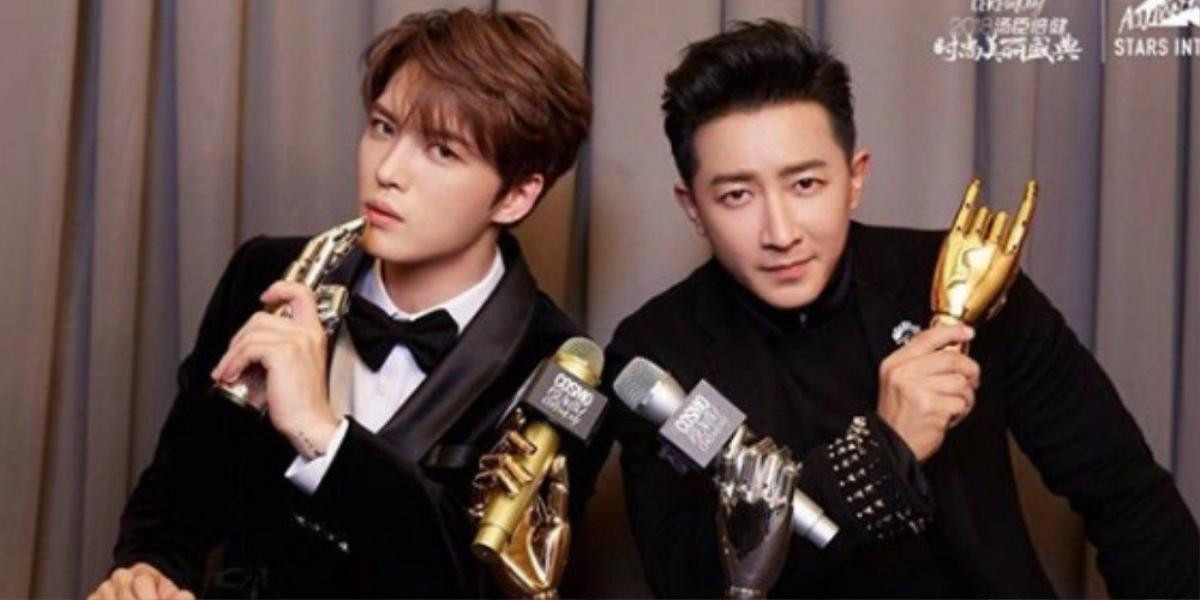 Kim Jaejoong: Nhận giải thưởng và gặp lại bạn cũ Hangeng tại 'Cosmo Beauty Awards 2018' Trung Quốc Ảnh 4