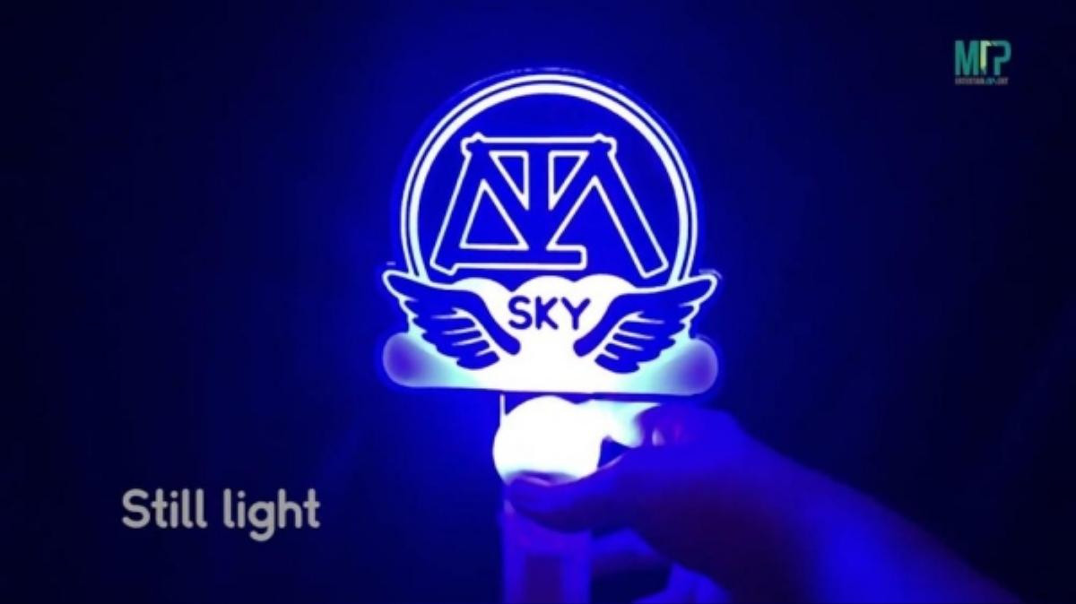 Sky biết tin gì chưa? Lightstick của Sơn Tùng M-TP chính là gậy phát sáng 'quyền lực' nhất Vpop! Ảnh 3