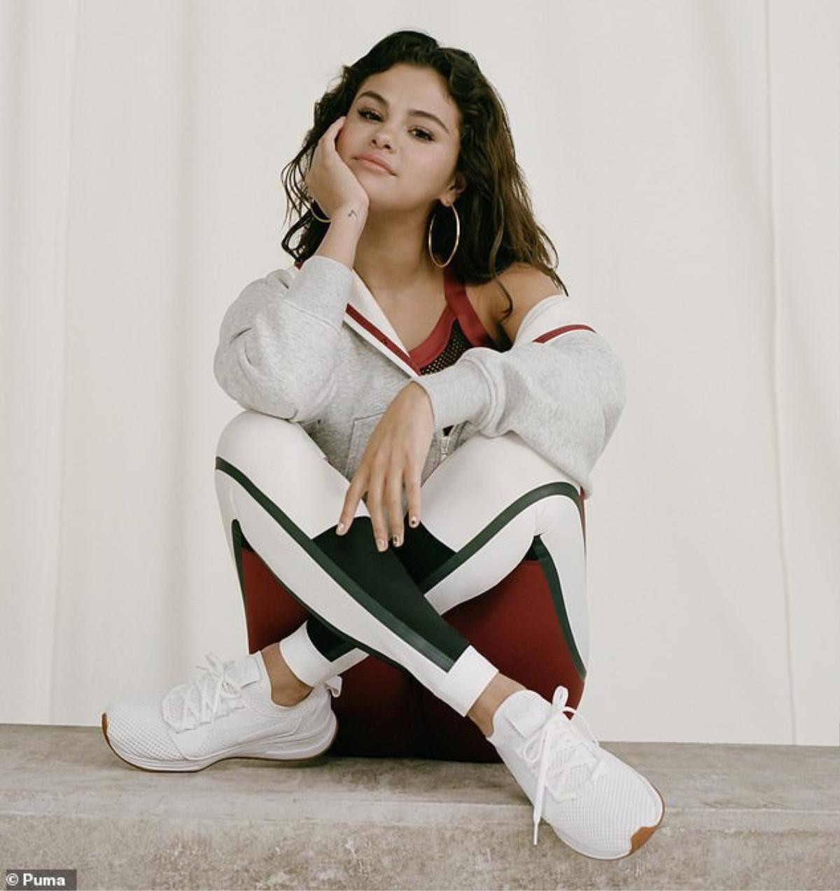 Sau thời gian điều trị tâm thần, Selena Gomez 'comeback' đầy năng lượng trong bộ ảnh mới Ảnh 6