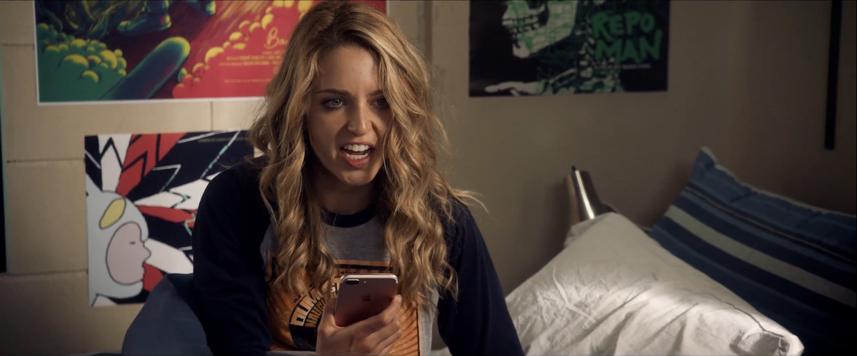 'Happy Death Day 2U' tung trailer: Nữ chính vẫn chưa thoát khỏi vòng lặp thời gian chết chóc, kéo thêm bạn bè vào Ảnh 3