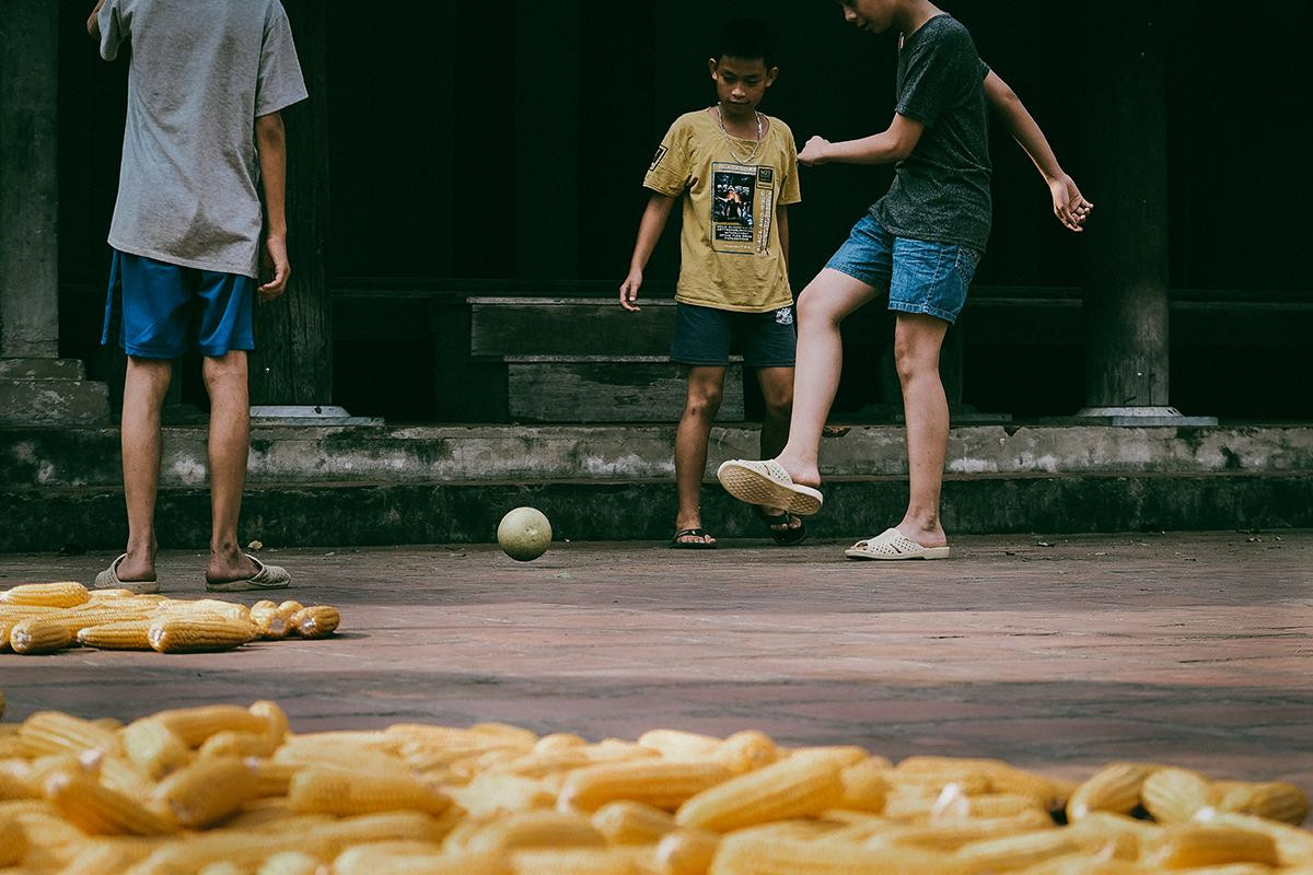 Thủ khoa ĐH Sân khấu Điện Ảnh mở triển lãm 'ông bà anh thời chưa có túi nilon' khiến nhiều người ngỡ ngàng Ảnh 8