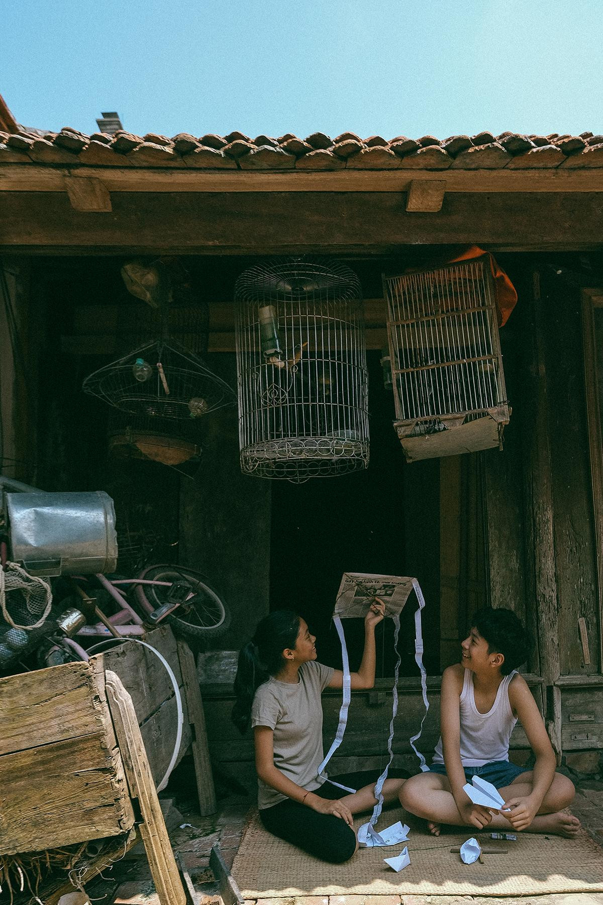 Thủ khoa ĐH Sân khấu Điện Ảnh mở triển lãm 'ông bà anh thời chưa có túi nilon' khiến nhiều người ngỡ ngàng Ảnh 17