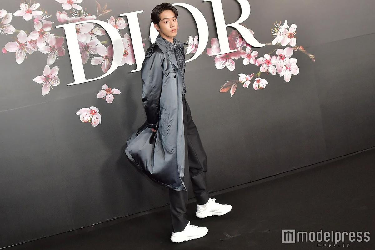 David Beckham cùng Nam Joo Hyuk, Ezra Miller và Phi Vũ tham dự sự kiện thời trang tại Tokyo Ảnh 3