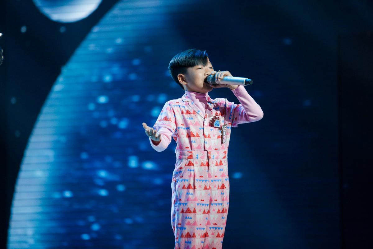 Bố mẹ Nguyễn Minh Chiến The Voice Kids: Khó khăn thử thách là cách tốt nhất để trưởng thành Ảnh 1