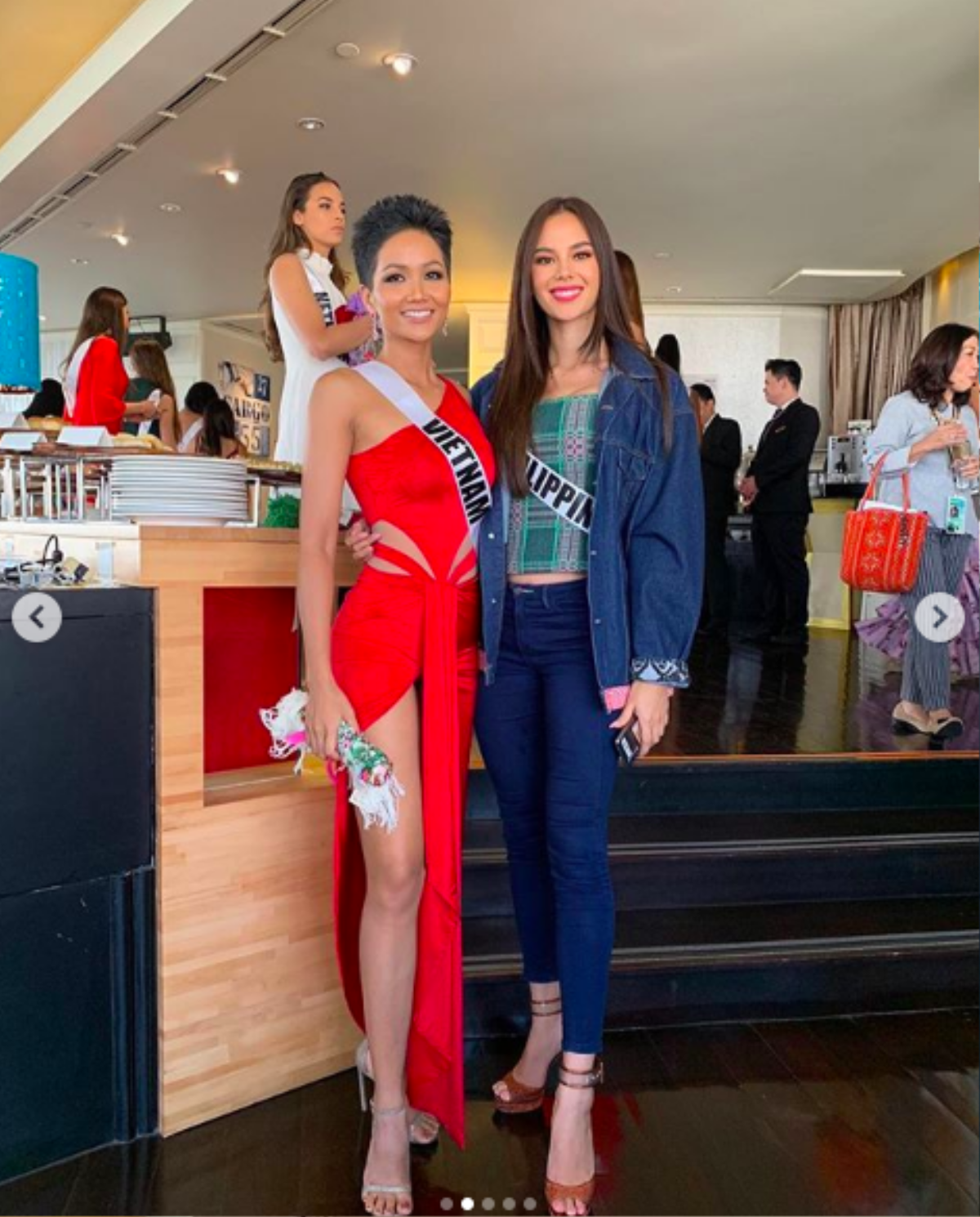 Hoa hậu H'Hen Niê ơi, mang 12 vali đi thi Miss Universe 2018 đã 'xài' đến đâu rồi? Ảnh 14