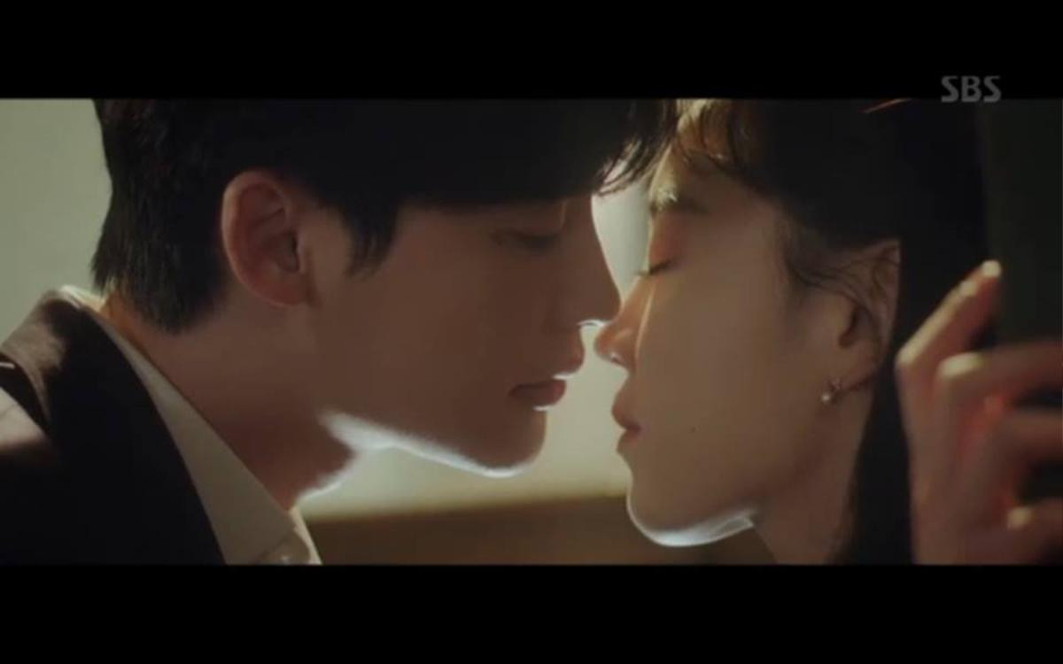 'Death Song' tập 3-4: Lee Jong Suk và Shin Hye Sun đau khổ chia tay Ảnh 4