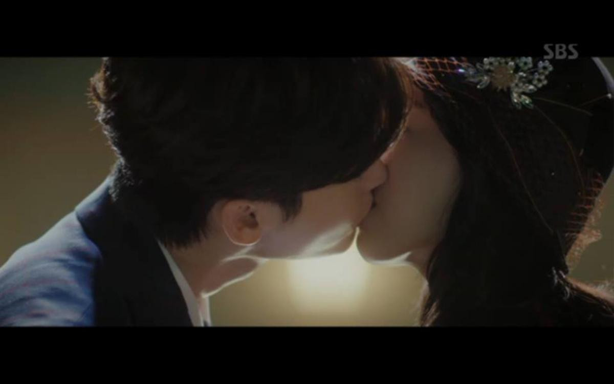 'Death Song' tập cuối kết cục bi thảm: Lee Jong Suk dắt tay Shin Hye Sun tự tử để bảo vệ tình yêu Ảnh 20