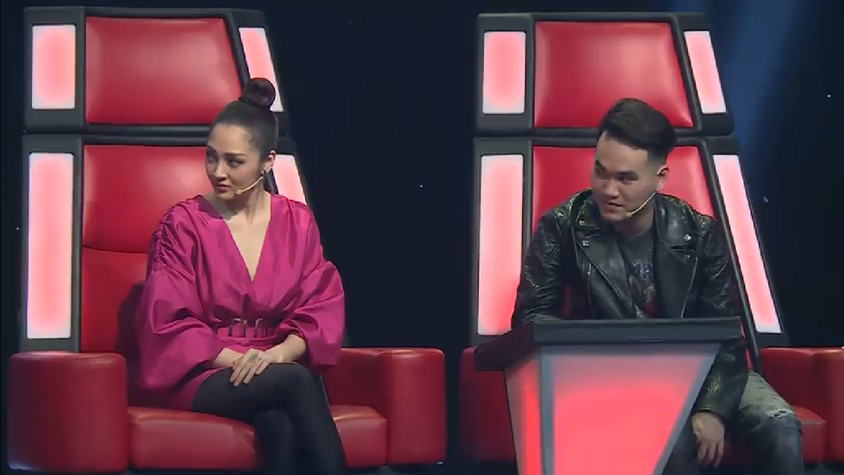 Vũ Cát Tường bị ban tổ chức The Voice Kids 'mắng' vì hành động 'bộc phát' trên ghế nóng Ảnh 3