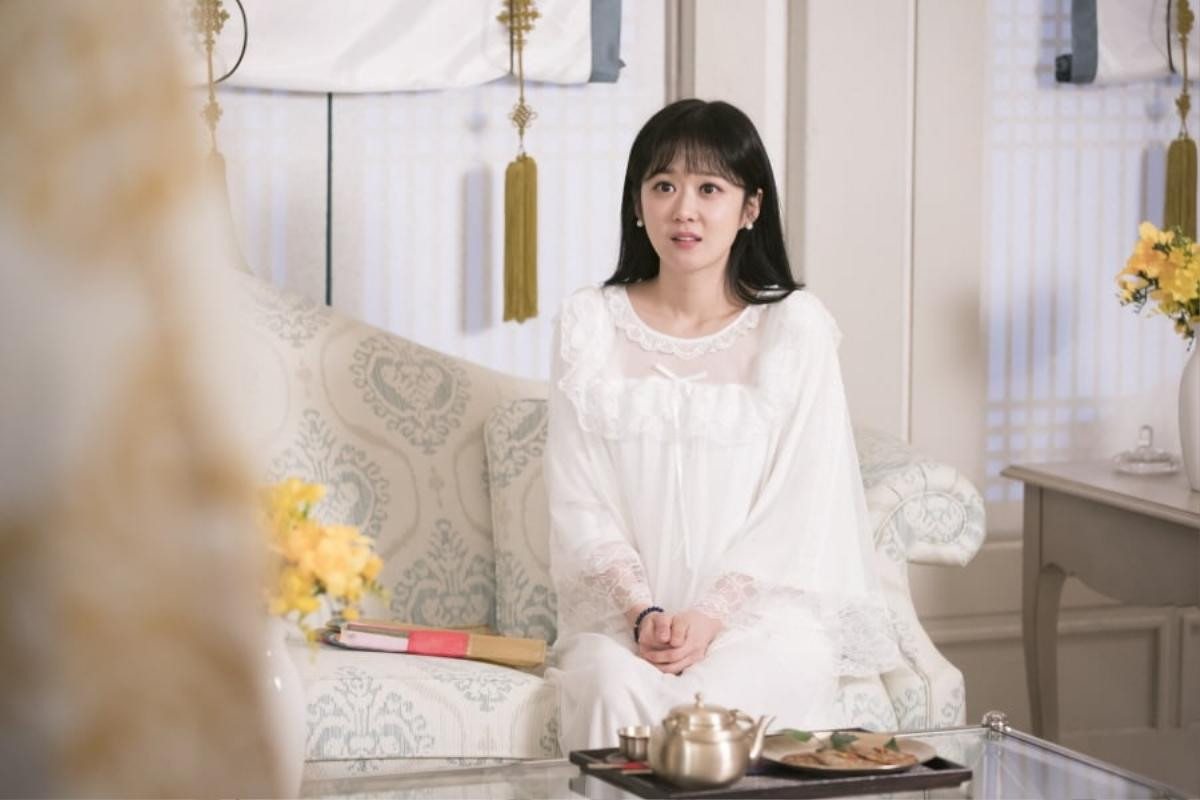 Jang Nara mặc chiếc đầm màu trắng ngây thơ để chiếm được trái tim Hoàng đế trong 'The Last Empress' Ảnh 7