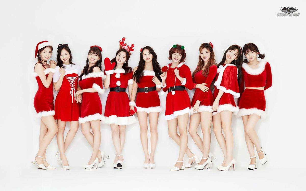 Sao Kpop cosplay ông già Noel: Khóc thét với ác mộng đêm Giáng sinh Ảnh 2