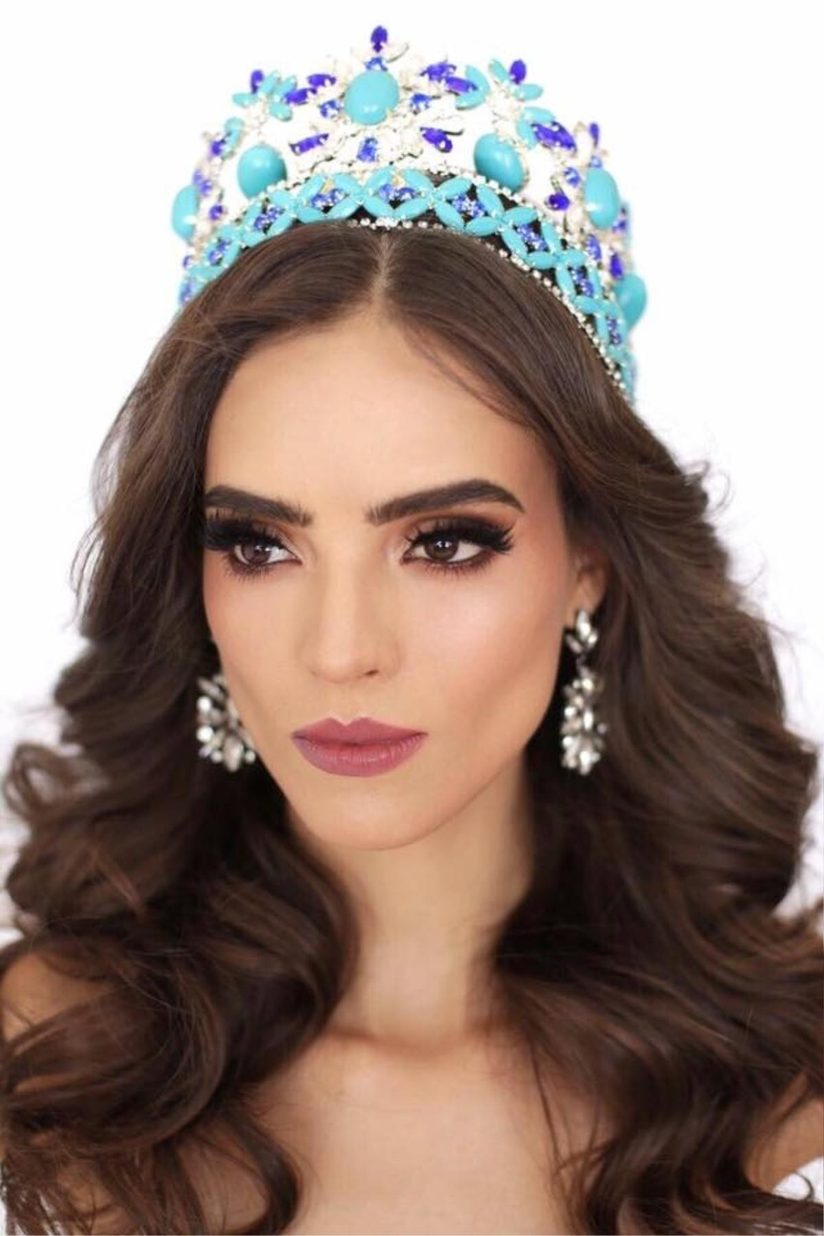 Đại diện Mexico vừa đăng quang Miss World 2018: Đẹp như nữ thần, học giỏi và thạo tới 2 loại ngoại ngữ Ảnh 2