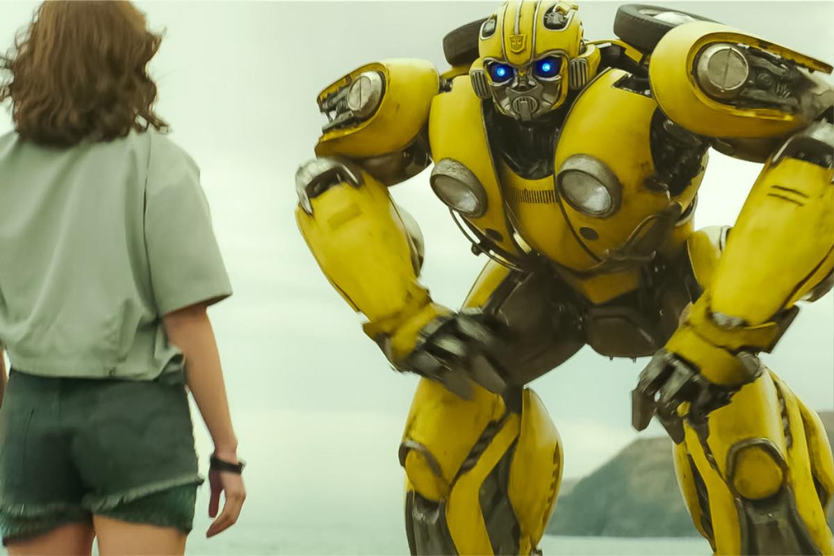 Phim riêng về 'Bumblebee' nhận được cơn mưa lời khen sau buổi chiếu đầu tiên Ảnh 1