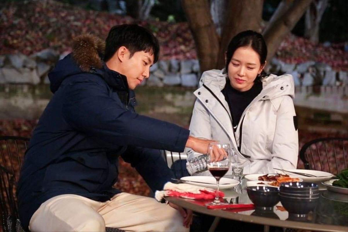 Son Ye Jin chia sẻ niềm đam mê diễn xuất suốt 20 năm, Lee Sang Yoon - Lee Seung Gi cảm phục Ảnh 4