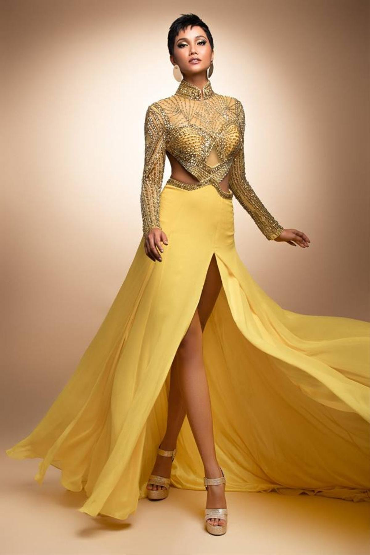 Hé lộ 3 chiếc đầm sẽ chinh chiến cùng H’Hen Niê tại Evening Gown - Miss Universe 2018? Ảnh 3