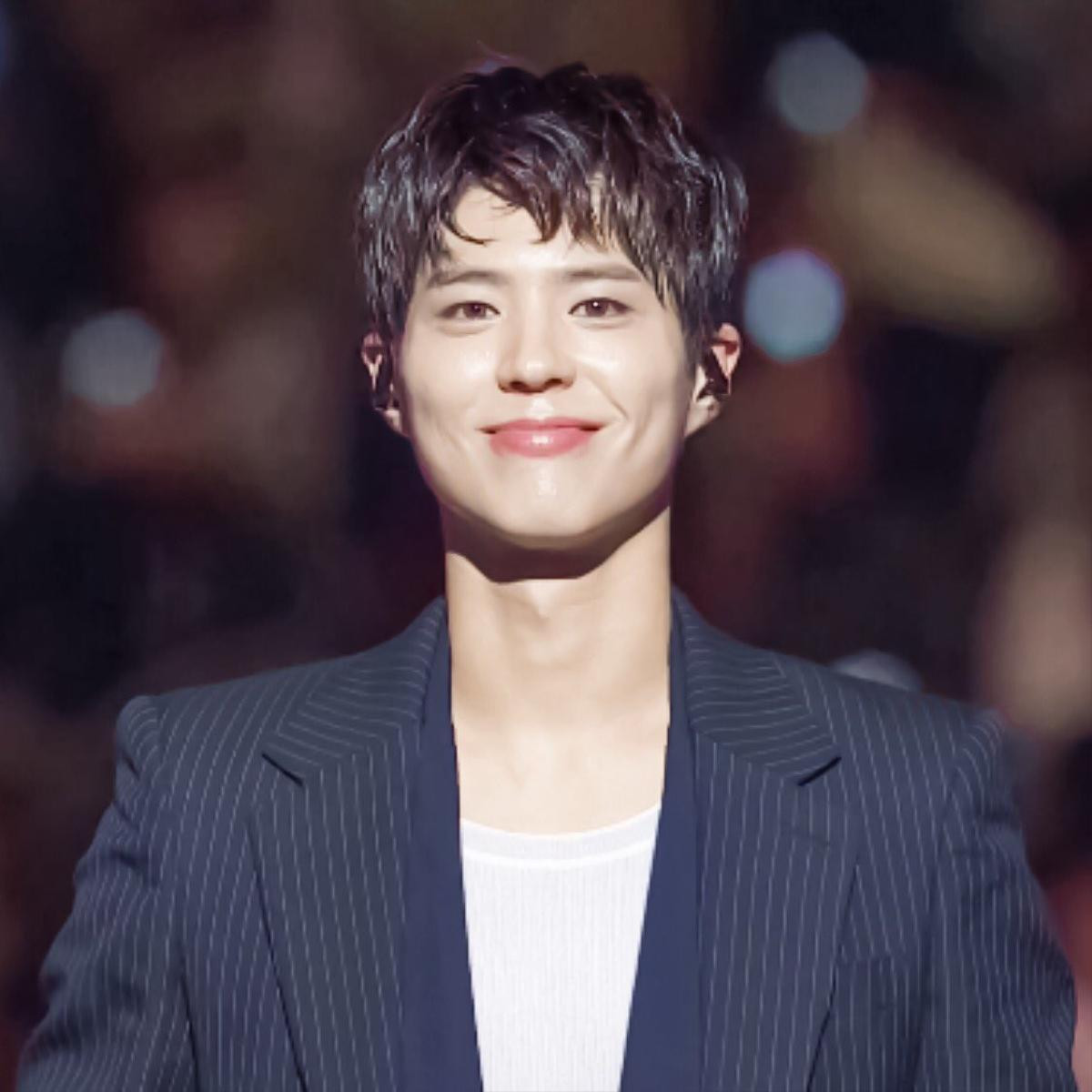 Cư dân mạng không ngớt lời khen ngợi Park Bo Gum khi anh làm MC cho MAMA 2018: 'Hãy trao cho anh ấy giải MC hay nhất' Ảnh 3